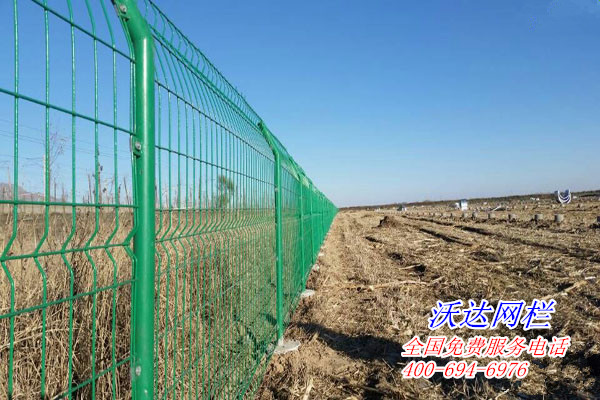 珠海內(nèi)蒙古工業(yè)設(shè)計(jì)園光伏圍墻護(hù)欄網(wǎng)工程
