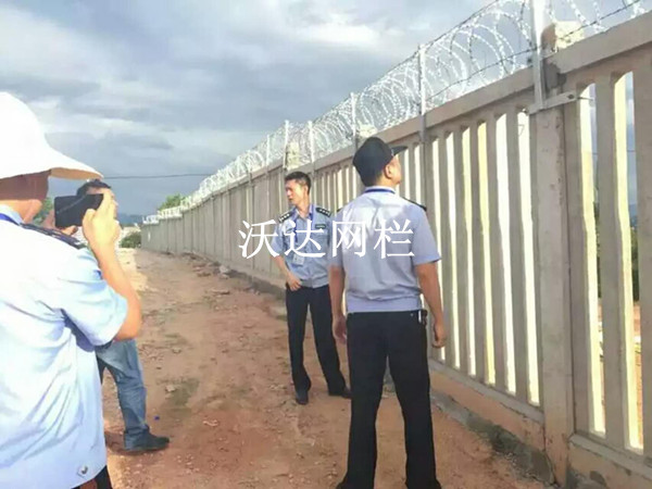 嘉興贛鐵路客專刺絲滾籠項目工程