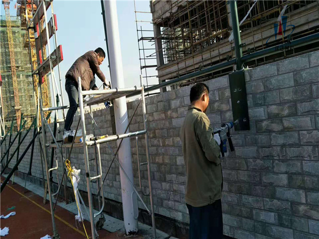 安徽皖西當代運動場圍網(wǎng)工程圖片4