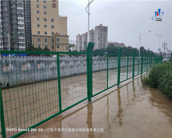 嘉興水庫(kù)隔離柵圖片5
